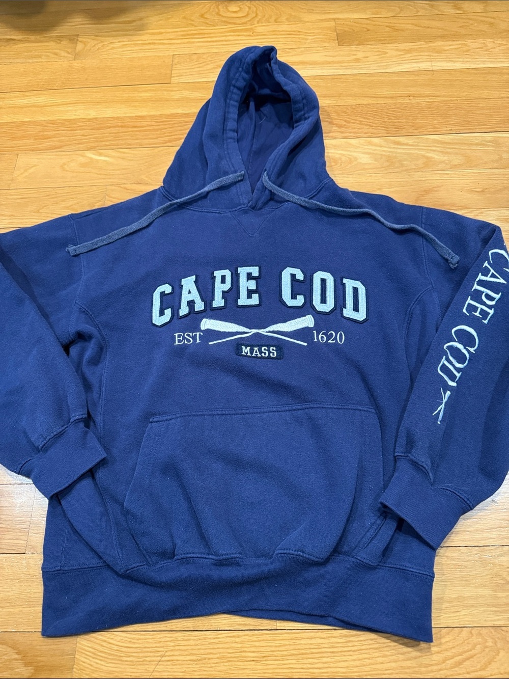 Cape cod sweatshirt company cape cod hoodie size small .